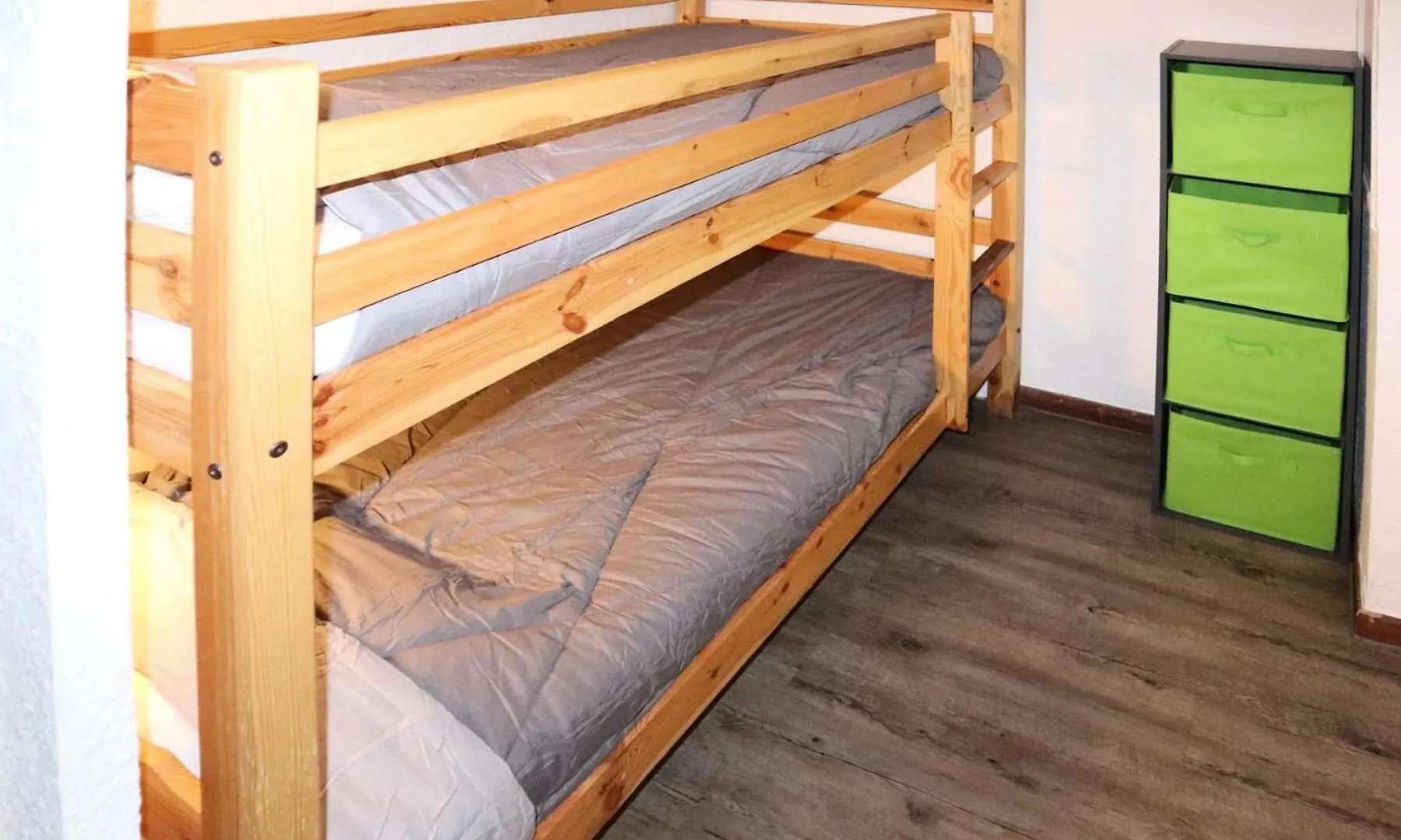 Residence Les Carlines - 2 Pieces 6 Personnes Vue Piste Mae-2284 Le Melezet 0*,  France